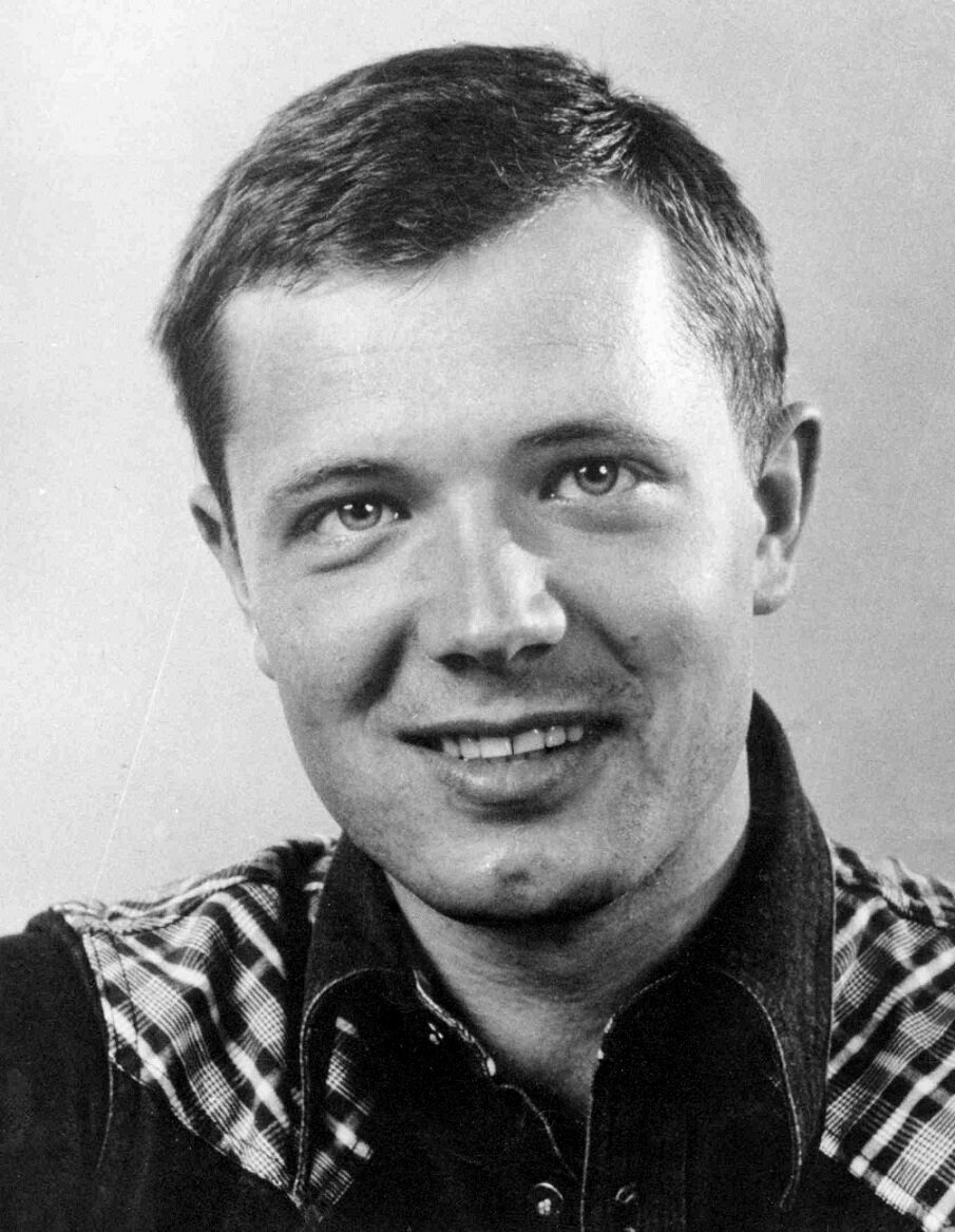 Андрей Ростоцкий